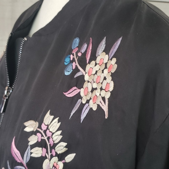 a. moss• L jacket bomber embroidered floral zip up black - Picture 3 of 7